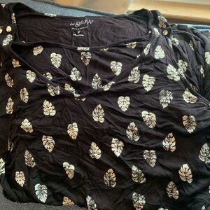 Maternity and nursing sleeveless top